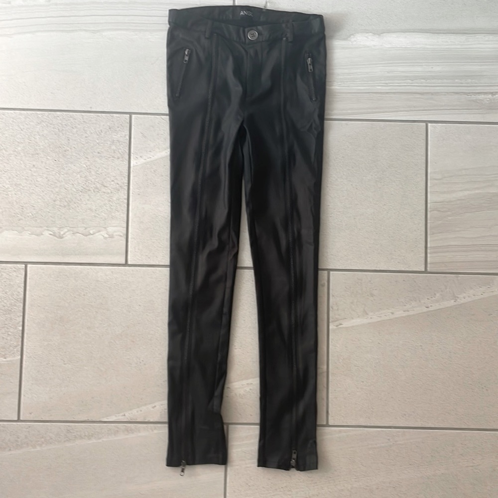 Fashion Faux Leather Look Zipper Pants